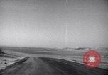 Image la base aérienne de Thulé environs Thulé au Groenland, 1953, de la seconde 10 séquences d'archives historiques vidéo 65675032435