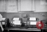 Standbild Teletype Maschine Thule Grönland, 1953, aus Sekunde 37 historischem Filmmaterial Videoclip 65675032436