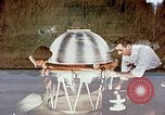 Standbild fotografische Gondel United States USA, 1958, aus Sekunde 4 historischem Filmmaterial Videoclip 65675032440