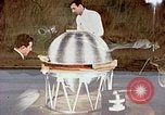 Standbild fotografische Gondel United States USA, 1958, aus Sekunde 15 historischem Filmmaterial Videoclip 65675032440