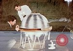 Standbild fotografische Gondel United States USA, 1958, aus Sekunde 16 historischem Filmmaterial Videoclip 65675032440