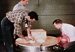 Standbild fotografische Gondel United States USA, 1958, aus Sekunde 9 historischem Filmmaterial Videoclip 65675032443