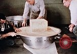 Standbild fotografische Gondel United States USA, 1958, aus Sekunde 39 historischem Filmmaterial Videoclip 65675032443