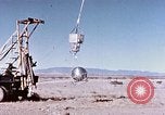 Standbild helium Ballon United States USA, 1958, aus Sekunde 19 historischem Filmmaterial Videoclip 65675032446