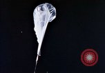 Standbild helium Ballon United States USA, 1958, aus Sekunde 43 historischem Filmmaterial Videoclip 65675032446