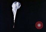 Standbild helium Ballon United States USA, 1958, aus Sekunde 48 historischem Filmmaterial Videoclip 65675032446