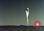 Standbild fotografische Gondel United States USA, 1958, aus Sekunde 25 historischem Filmmaterial Videoclip 65675032449