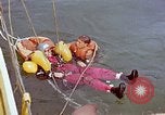 Image Parachutiste United States USA, 1953, de la seconde 22 séquences d'archives historiques vidéo 65675032454