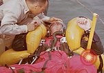 Image Parachutiste United States USA, 1953, de la seconde 44 séquences d'archives historiques vidéo 65675032454