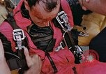 Image Parachutiste United States USA, 1953, de la seconde 56 séquences d'archives historiques vidéo 65675032454