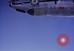 Immagine di Parachutist United States USA, 1953, secondo 45 filmato di repertorio 65675032455