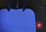 Image parachutistes United States USA, 1953, de la seconde 24 séquences d'archives historiques vidéo 65675032456