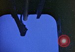 Image parachutistes United States USA, 1953, de la seconde 32 séquences d'archives historiques vidéo 65675032456