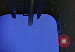 Image parachutistes United States USA, 1953, de la seconde 52 séquences d'archives historiques vidéo 65675032456