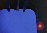 Image parachutistes United States USA, 1953, de la seconde 59 séquences d'archives historiques vidéo 65675032456