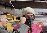 Immagine di Espulsione del soggetto di prova United States USA, 1953, secondo 20 filmato di repertorio 65675032457