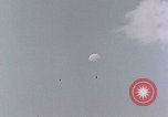 Immagine di Parachutist United States USA, 1953, secondo 10 filmato di repertorio 65675032458