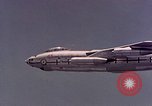 Immagine di Parachutist United States USA, 1953, secondo 23 filmato di repertorio 65675032460