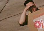 Standbild Fallschirmspringer United States USA, 1953, aus Sekunde 20 historischem Filmmaterial Videoclip 65675032461