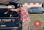 Standbild Fallschirm United States USA, 1953, aus Sekunde 5 historischem Filmmaterial Videoclip 65675032462