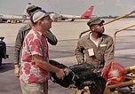 Standbild Fallschirm United States USA, 1953, aus Sekunde 12 historischem Filmmaterial Videoclip 65675032462
