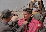 Standbild Fallschirm United States USA, 1953, aus Sekunde 24 historischem Filmmaterial Videoclip 65675032462