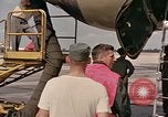 Standbild Fallschirm United States USA, 1953, aus Sekunde 28 historischem Filmmaterial Videoclip 65675032462