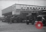 Immagine di Ponte aereo di Berlino Francoforte Germania Rhein-Main Air Base, 1949, secondo 8 filmato di repertorio 65675032470