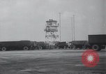 Immagine di Ponte aereo di Berlino Francoforte Germania Rhein-Main Air Base, 1949, secondo 14 filmato di repertorio 65675032470