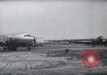 Immagine di Ponte aereo di Berlino Francoforte Germania Rhein-Main Air Base, 1949, secondo 58 filmato di repertorio 65675032470