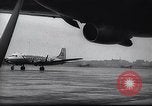 Immagine di C-54 Francoforte Germania Rhein-Main Air Base, 1949, secondo 21 filmato di repertorio 65675032472