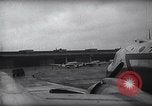 Immagine di C-54 Francoforte Germania Rhein-Main Air Base, 1949, secondo 48 filmato di repertorio 65675032472