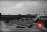 Immagine di C-54 Francoforte Germania Rhein-Main Air Base, 1949, secondo 49 filmato di repertorio 65675032472
