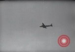 Image Pont Aérien de Berlin Berlin Allemagne, 1949, de la seconde 30 séquences d'archives historiques vidéo 65675032473