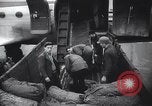 Image Pont Aérien de Berlin Berlin Allemagne, 1949, de la seconde 41 séquences d'archives historiques vidéo 65675032473