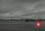 Standbild U-2D nimmt während der Kubakrise Del Rio Texas Laughlin Air Force Base USA, 1962, aus Sekunde 36 historischem Filmmaterial Videoclip 65675032487