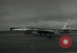 Standbild U-2D nimmt während der Kubakrise Del Rio Texas Laughlin Air Force Base USA, 1962, aus Sekunde 51 historischem Filmmaterial Videoclip 65675032487