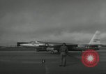 Standbild U-2D nimmt während der Kubakrise Del Rio Texas Laughlin Air Force Base USA, 1962, aus Sekunde 60 historischem Filmmaterial Videoclip 65675032487