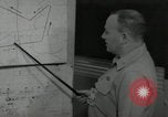 Standbild USAF SAC U-2-Flugzeuge Flugplanung United States USA, 1962, aus Sekunde 23 historischem Filmmaterial Videoclip 65675032488