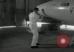 Standbild Techniker Orlando Florida McCoy Air Force Base USA, 1962, aus Sekunde 15 historischem Filmmaterial Videoclip 65675032489