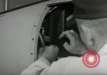 Standbild Techniker Orlando Florida McCoy Air Force Base USA, 1962, aus Sekunde 40 historischem Filmmaterial Videoclip 65675032489