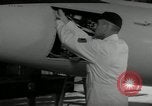 Standbild Techniker Orlando Florida McCoy Air Force Base USA, 1962, aus Sekunde 45 historischem Filmmaterial Videoclip 65675032489