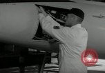 Standbild Techniker Orlando Florida McCoy Air Force Base USA, 1962, aus Sekunde 46 historischem Filmmaterial Videoclip 65675032489