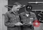 Standbild film Dosen Omaha Nebraska Offutt Air Force Base USA, 1962, aus Sekunde 4 historischem Filmmaterial Videoclip 65675032496