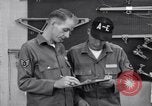 Standbild film Dosen Omaha Nebraska Offutt Air Force Base USA, 1962, aus Sekunde 5 historischem Filmmaterial Videoclip 65675032496