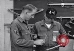 Standbild film Dosen Omaha Nebraska Offutt Air Force Base USA, 1962, aus Sekunde 7 historischem Filmmaterial Videoclip 65675032496