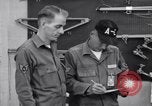 Standbild film Dosen Omaha Nebraska Offutt Air Force Base USA, 1962, aus Sekunde 10 historischem Filmmaterial Videoclip 65675032496