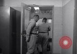 Standbild film Dosen Omaha Nebraska Offutt Air Force Base USA, 1962, aus Sekunde 28 historischem Filmmaterial Videoclip 65675032496
