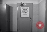 Standbild film Dosen Omaha Nebraska Offutt Air Force Base USA, 1962, aus Sekunde 31 historischem Filmmaterial Videoclip 65675032496