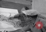 Standbild Foto Intelligence Officers Omaha Nebraska Offutt Air Force Base USA, 1962, aus Sekunde 17 historischem Filmmaterial Videoclip 65675032499